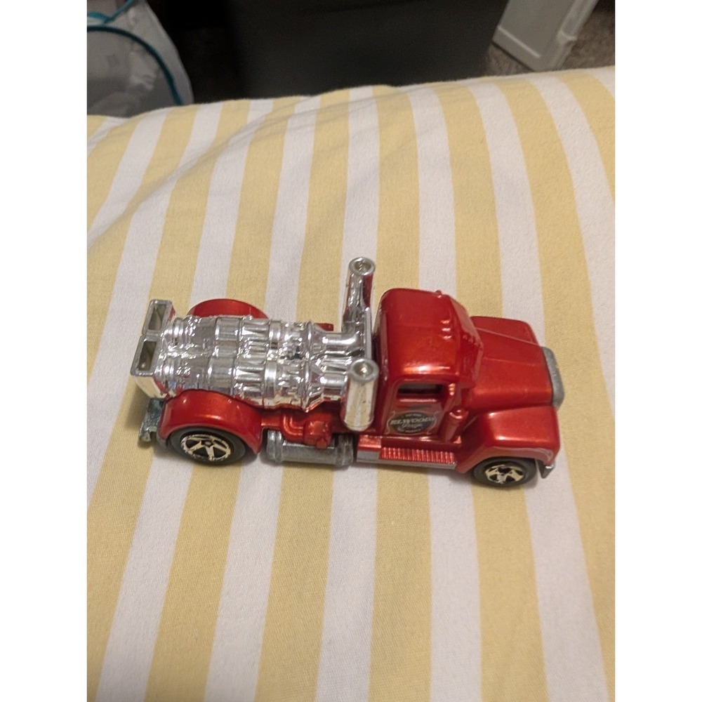 2015 Hot Wheels Turbine Time Red HW City Elwoods Garage Diecast Truck HW15